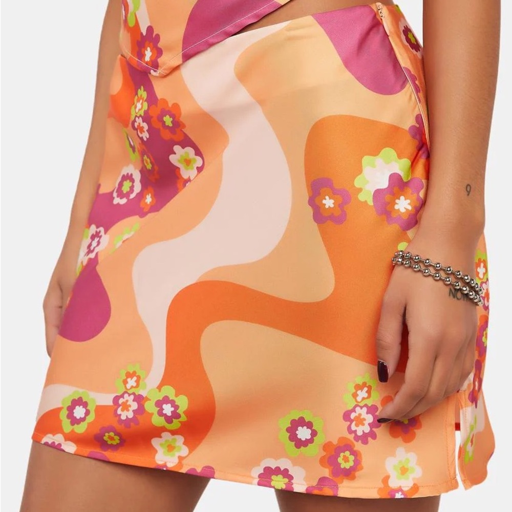 Floral Orange and Pink mini Skirt sz small